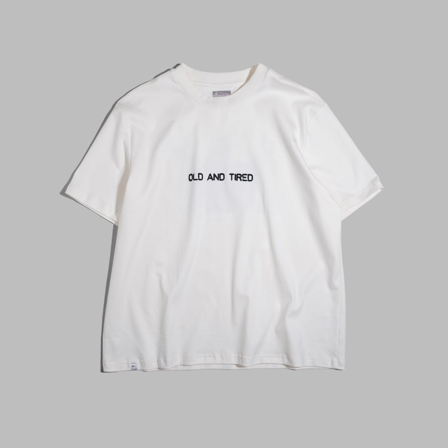 Old & Tired Tee / Cotton - Off-white